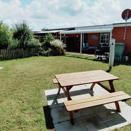 Haus Meeresbrise Holiday home Dornumersiel